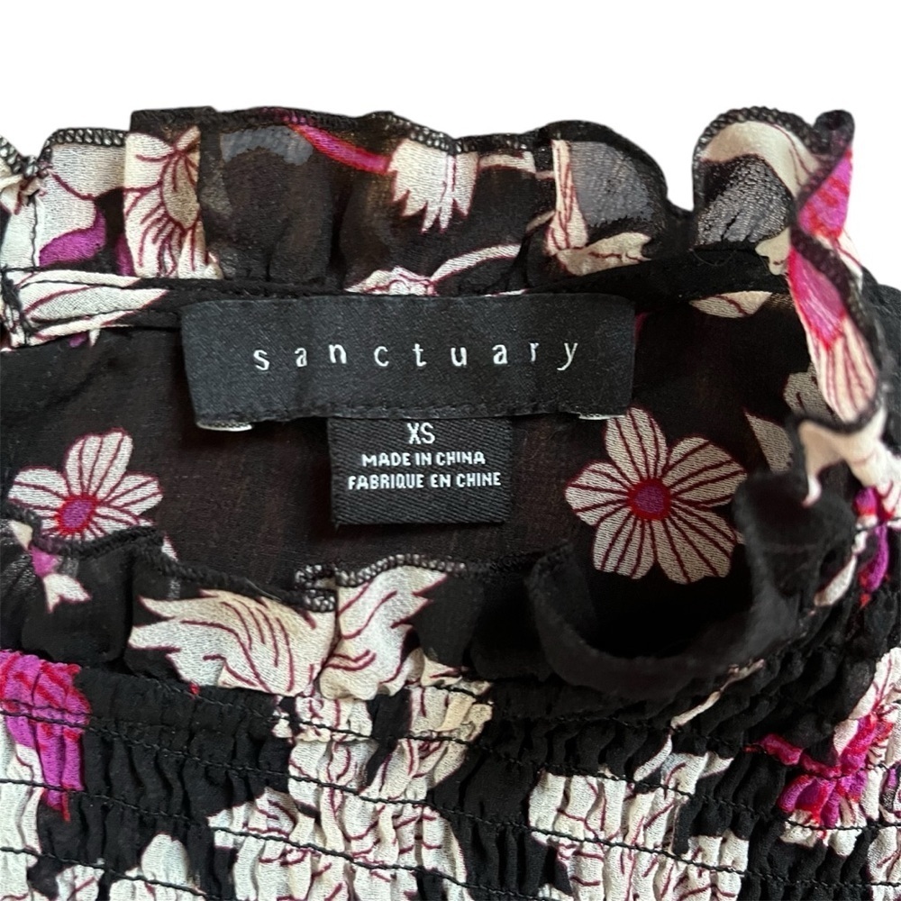 Revolve Sanctuary Airy Shell Top in Deep
Solstice | Floral Shirt | Size XS - Picture 4 of 4